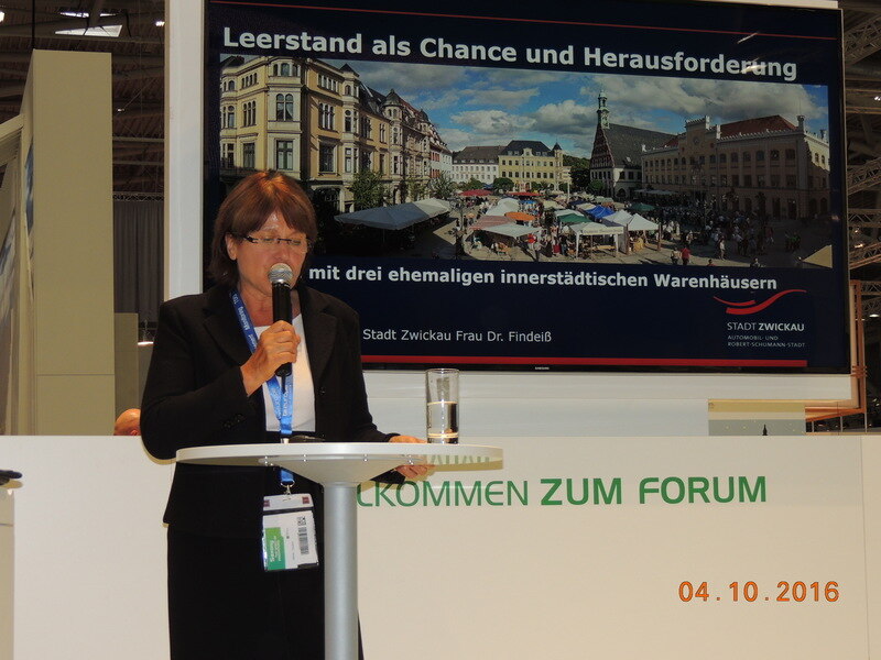 Oberbürgermeisterin Dr. Pia Findeiß, Stadt Zwickau, spricht zum Thema »Leerstand als Chance und Herausforderung«